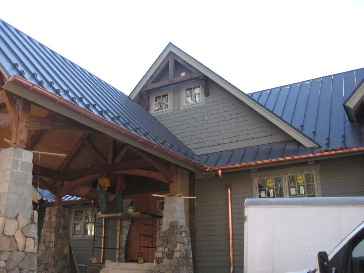 Craftsman Roofing team delivering quality roofing work in Whitehouse